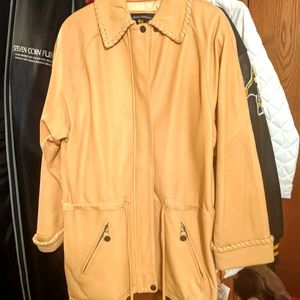 NWT Vintage La Nouveau Renaissance Leather Car Coat